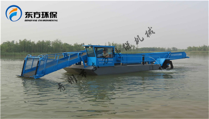 江蘇徐州市潘安湖管理局購買的DFGC─110 全自動割草船【視頻】